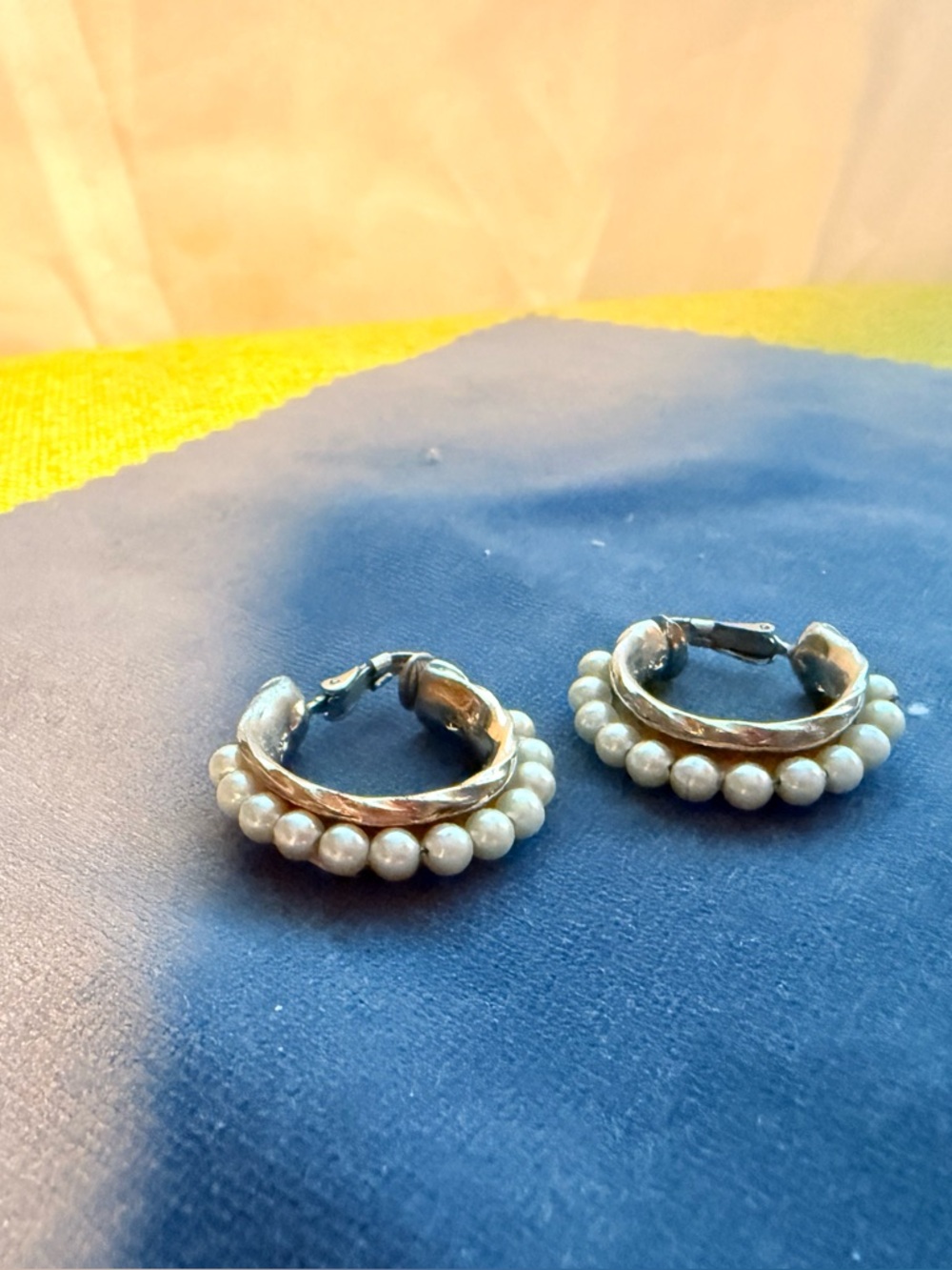 Pearl-Trim Silver Hoop Earrings - Classic Women Jewelry vintage clip on